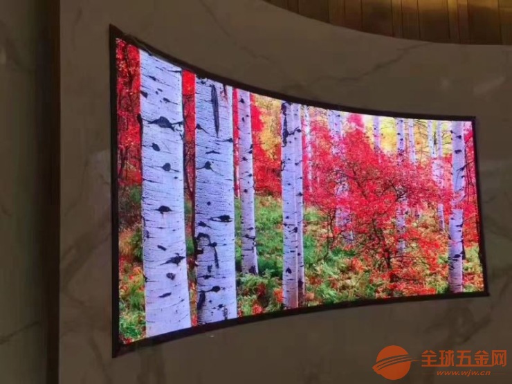 大屏幕设计方案避坑指南：90%的人忽略了这3个参数，结果屏幕白装了