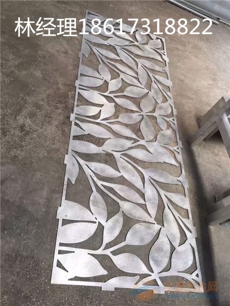 渭南木紋雕花鋁單板吊頂