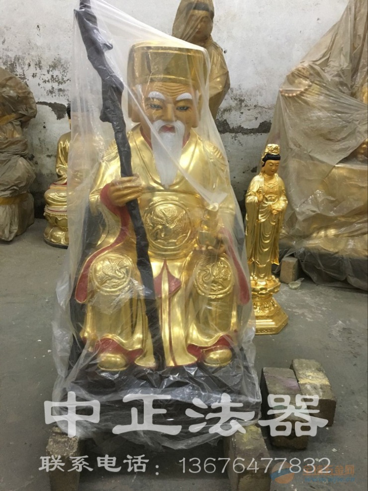 贴金土地公土地婆铜像生产,玻璃钢土地公土地婆塑造厂家