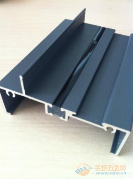 铝型材挤压视频讲解 IMG160504143042533871.jpg