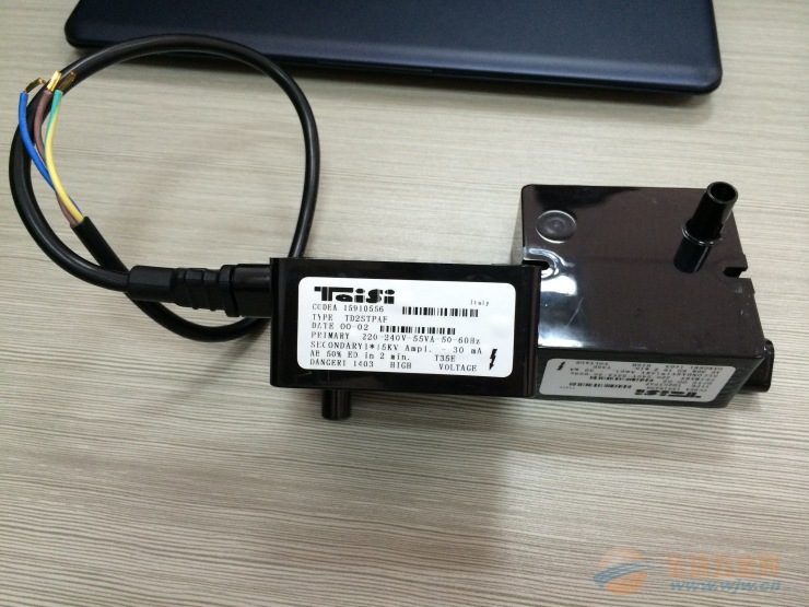 佛山市仪达机电设备有限公司是一家集各类工业窑炉的燃烧控制系统的设计、设备选型、安装调试为一体的专业公司。公司自2000年成立以来,着力推行低价格、高质量、低耗能、易操作的国内外知名品牌的燃烧控制设备。本公司是美国霍尼韦尔Honeywell公司燃烧控制产品华南地区总代理。经营的产品包括智能控制仪器、电动执行机构、热电偶、一体化点火器、燃气稳压阀、空燃比例阀、燃气电磁阀等。产品广泛应用在陶瓷、建材、化工、冶金、等行业,并得到用户一致好评。 公司愿与新老客户及各界朋友一道共创新路,以良好的售前售后服务为您的投资