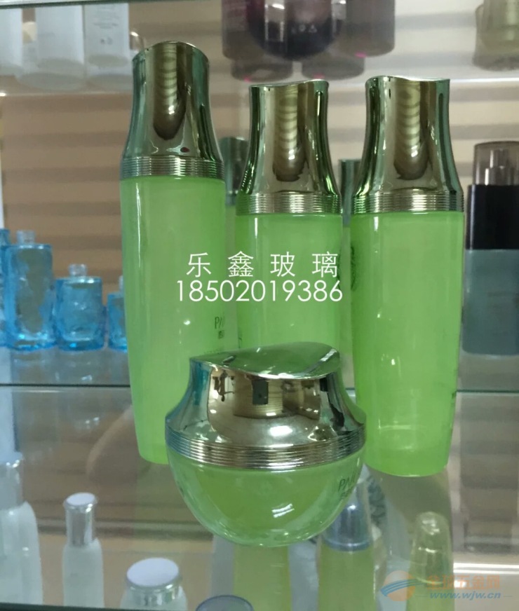 护肤品玻璃瓶生产厂家批发 化妆品玻璃瓶生产