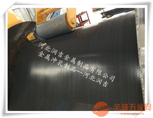 产品特点:是以含碳量从0.10%至0.30%低碳钢加工制造而成的冲孔网