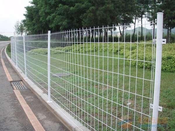 太原护栏网公园绿化护栏网道路绿化带围网