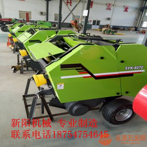 新阳机械打捆机解决环保难题 自动捡拾秸秆打包机视频 场上作业机械