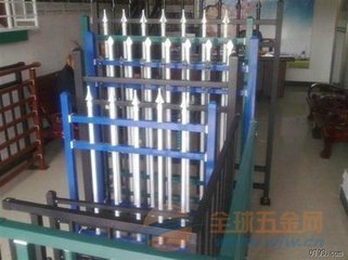 波浪形护栏网厂商 护栏网