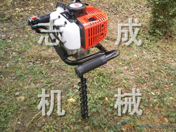 志成牌2.3马力挖树坑的机子 ;绿化造林挖坑机?; 志成打坑机