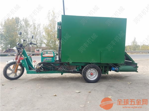 畜牧设备撒料车 日照畜牧局撒料车 撒料车
