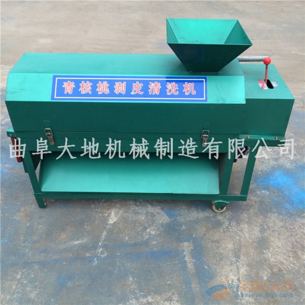 批发湿核桃去皮机 青核桃脱净率高清洗干净 场上作业机械