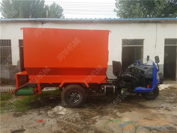 养殖饲料X撒料车 各种型号撒料车批发 撒料车