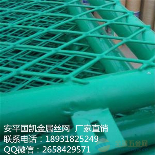 山东钢板网护栏
