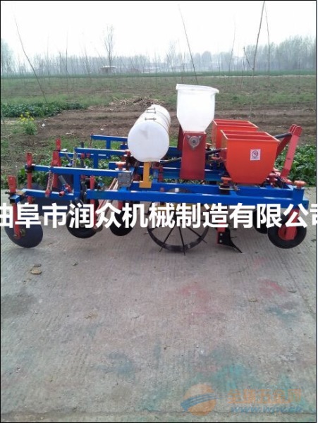 保温覆膜机 农作物覆膜机 武安 喷药覆膜机