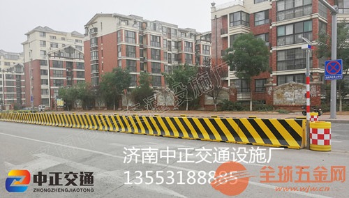 长治高速路水泥隔离墩-80公分高高速路水泥隔离墩-定做水泥隔离墩 道路减速设备